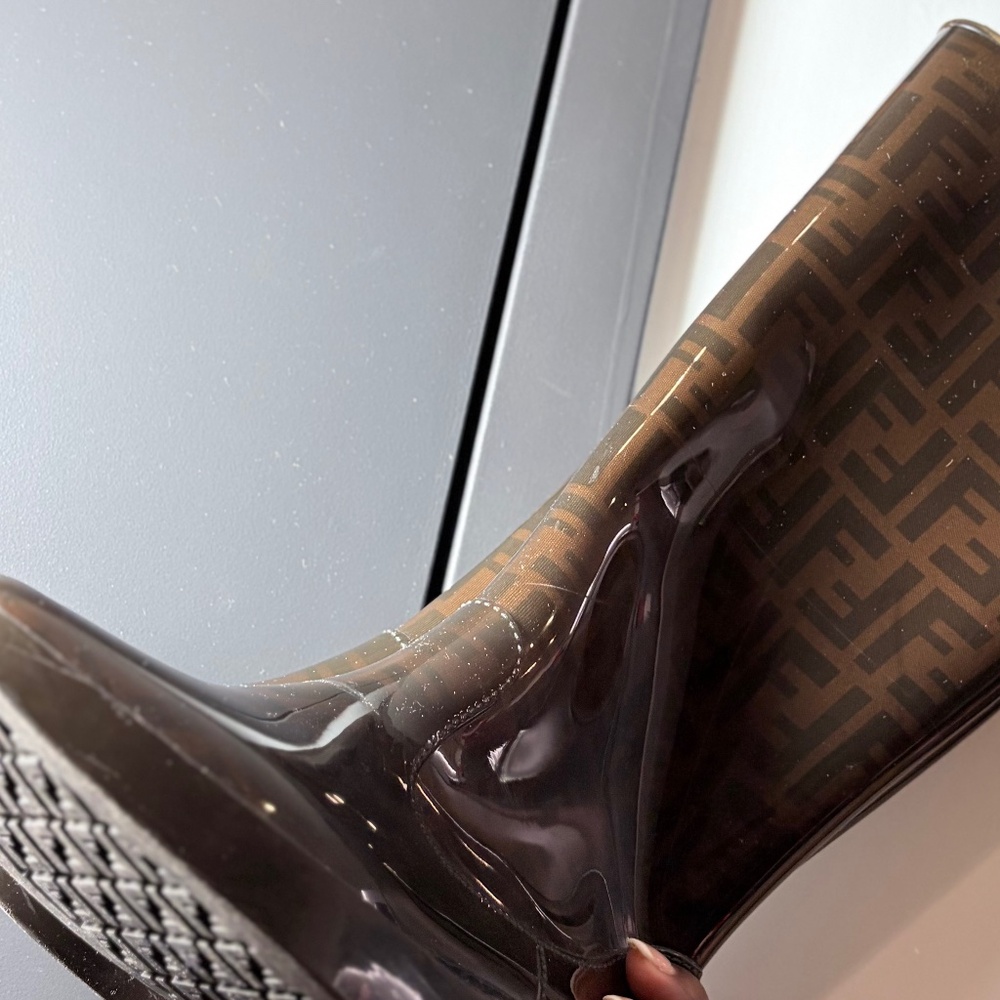 Fendi rainboots